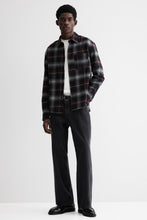Load image into Gallery viewer, H&amp;M Loose Fit Flannel shirt

