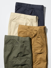 Load image into Gallery viewer, Uniqlo Cargo Shorts
