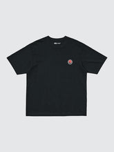 Load image into Gallery viewer, Uniqlo MANGA curation UT (Short Sleeve Graphic T-Shirt) | Berserk
