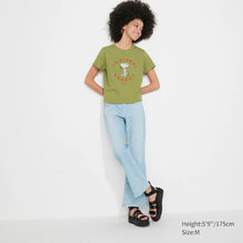 Load image into Gallery viewer, Uniqlo LOVE, SUNSHINE &amp; PEANUTS UT (Short Sleeve Graphic T-Shirt)
