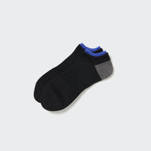 Load image into Gallery viewer, Uniqlo Layered Short Socks
