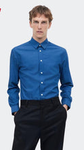 Load image into Gallery viewer, H&amp;M Slim Fit Easy-iron shirt
