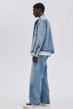 Load image into Gallery viewer, H&amp;M Loose Straight Jeans
