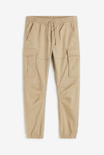 Load image into Gallery viewer, H&amp;M SlimFit Cargo Joggers
