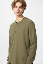Load image into Gallery viewer, Uniqlo Waffle Henley Neck Long Sleeve T-Shirt
