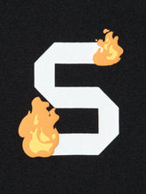 Load image into Gallery viewer, Uniqlo ONE PIECE UT (Short Sleeve Graphic T-Shirt)
