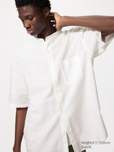 Load image into Gallery viewer, Uniqlo Cotton Linen Stand Collar Shirt | Short Sleeve, Striped
