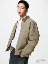 Load image into Gallery viewer, UNIQLO Zip Up Short Blouson
