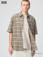 Load image into Gallery viewer, Uniqlo Boxy Shirt | Short Sleeve, Checked
