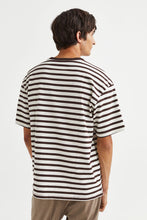 Load image into Gallery viewer, H&amp;M Relaxed Fit Cotton T Shirt Brown Striped
