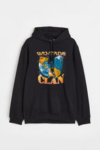 Load image into Gallery viewer, H&amp;M Printed hoodie Black/Wu-Tang Clan
