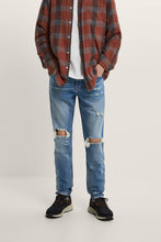 Load image into Gallery viewer, Zara Ripped SKinny Jeans
