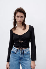 Load image into Gallery viewer, Zara Gathered Cut out Top Black
