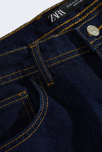 Load image into Gallery viewer, Zara Slim Fit Loose Jeans Indigo
